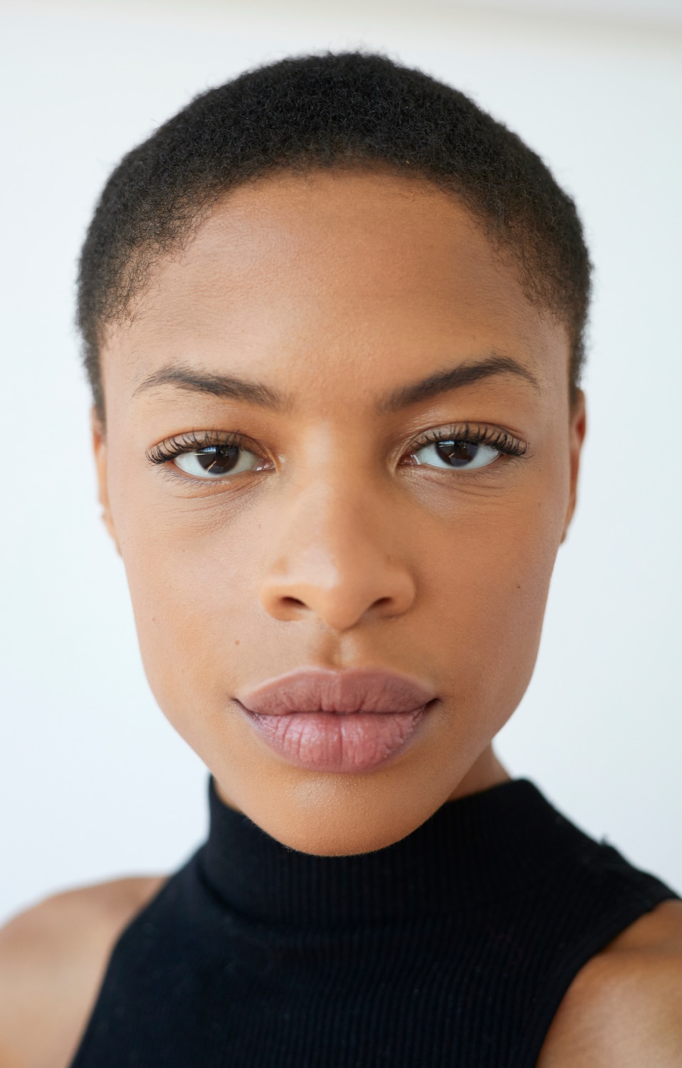 RiRi, model, natural beauty portrait in a close-up on a soft white background